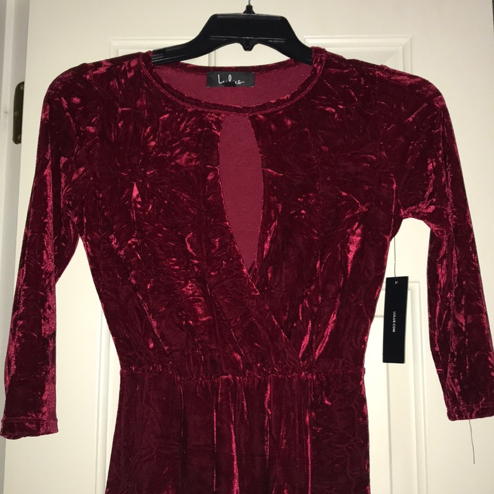 Long red velvet dress with leg slit